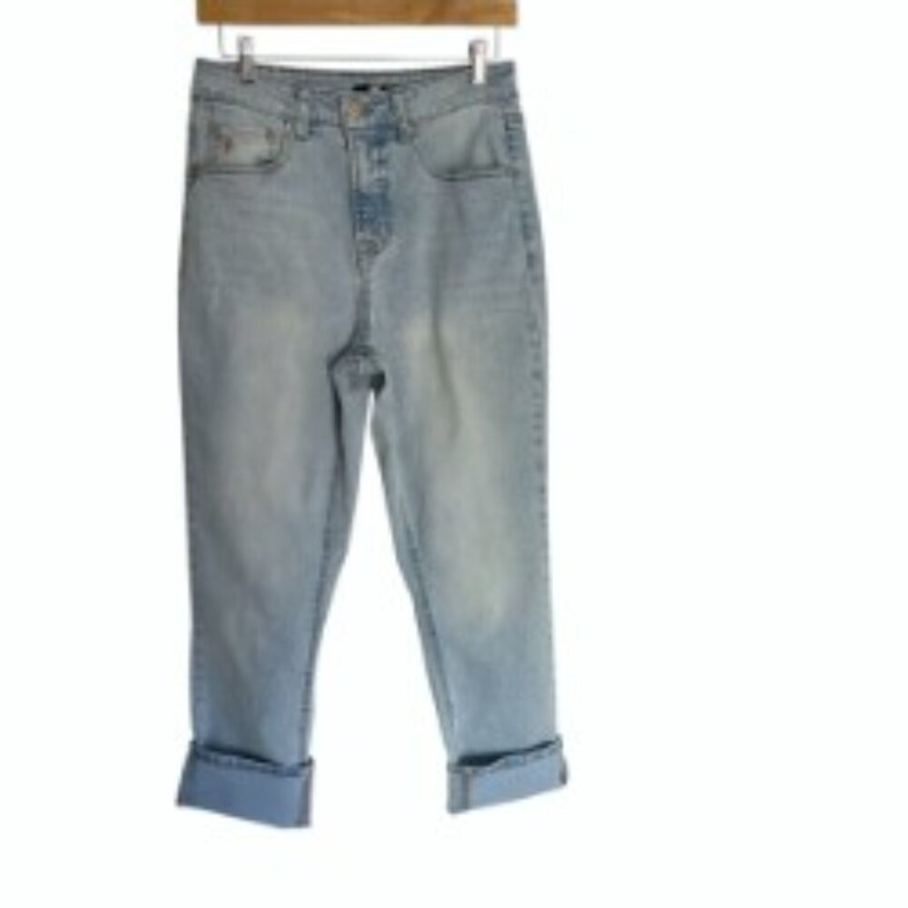 Frye High Rise Straight Leg Jeans in Stevie Wash 27